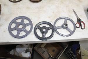 lot 843 image: Lot of (3) V-Belt Pulley 1 Groove
