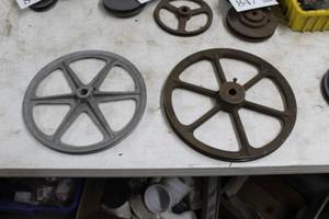 lot 842 image: Lot of (2) V-Belt Pulley 1 Groove