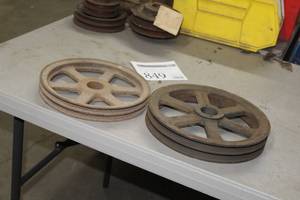 lot 849 image: Lot of (2) V-Belt Pulley 2 Groove