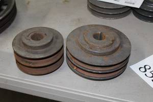 lot 853 image: Lot of (2) V-Belt Pulley 2 Groove