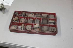 lot 876 image: Plastic Parts Organizer Tray, Machining Parts