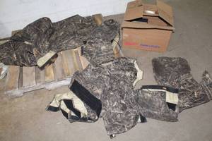 lot 894 image: Tiger Tough Seat Covers for 2009-2022 Dodge Ram 150025003500 Crew Cab Front and Rear