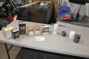 lot 930 image: Lot of (10) NAPA Gold Assorted Fuel & Oil Filters (New In Box )