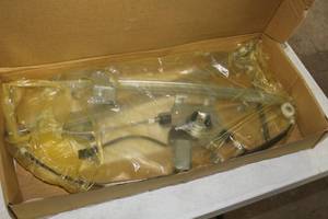 lot 927 image: Window Regulator for 2004 Ford F-150 Cre Cab Driver Side