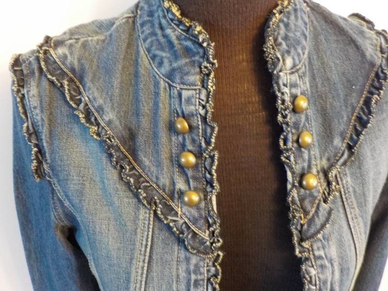 Star Vintage Jean Jacket size M...