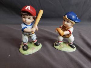 Homco 1468 Baseball Player Figurines