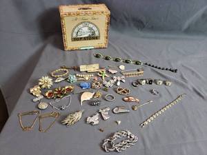 Vintage Pins, Broaches, Bracelets, Rings, Cigar Box