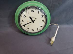Hammond Synchronous Wall Clock