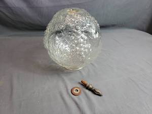 Grapes and Leaves Glass Light Globe