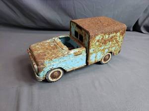 Vintage Tonka Toys Service Truck