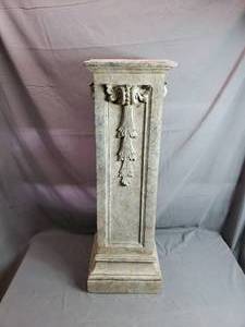 Plastic Plant Stand