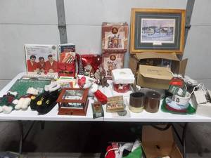 Christmas Decor, Christmas Records & Dept. 56 Snow Village Accessories