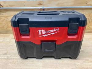 lot 24 image: MILWAUKEE M18 18-Volt 2 Gal. Lithium-Ion Cordless WetDry Vacuum (Tool-Only)