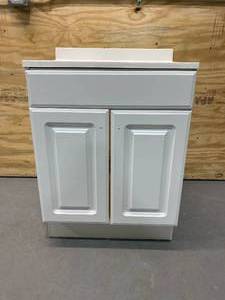 lot 36 image: PROJECT SOURCE 24-in White Single Sink Bathroom Vanity with White Cultured Marble Top