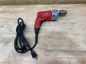 lot 12 image: MILWAUKEE 0234-6 12 Magnum Drill, 0-950 RPM