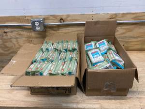lot 68 image: FISHER PRICE Lot of 71 Packs of PacifierToy Wipes (30 wipes per pack)