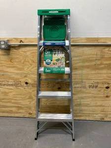 lot 41 image: WERNER 5 ft. Aluminum Step Ladder with 225 lb. Load Capacity Type II Duty Rating