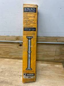lot 59 image: AKRON 34-in Adjustable Jack Post