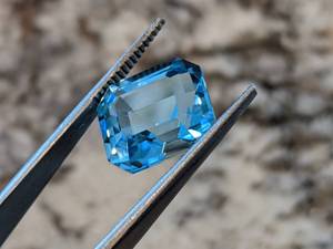 11.50 Carat Natural Swiss Blue Topaz Gemstone $230 IGS Price Guide
