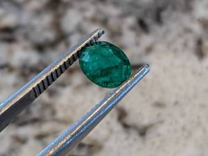 Rich 1.03 Carat Natural Emerald Gemstone