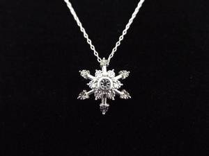 .925 Sterling Silver Diamond Accented Snowflake Pendant Necklace