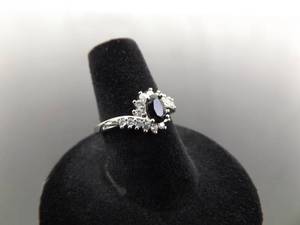 .925 Sterling Silver Black Sapphire Crystal Ring Size 6.5