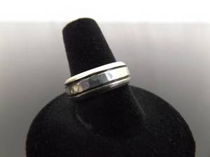 .925 Sterling Silver Hand Hammered Texture Band Ring Size 9