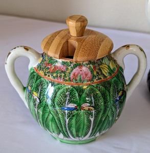 Beautifully Designed Chinese Dish Set