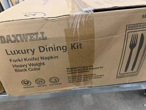 lot 31 image: LUXURY DINING KIT