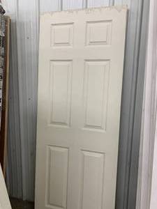 lot 71 image: JELDWEN COLONIST 6 PANEL TEXTURED DOOR