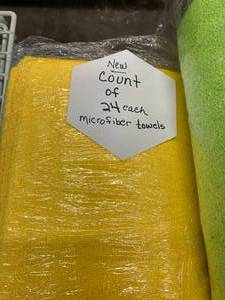 lot 8 image: MICROFIBER TOWELS