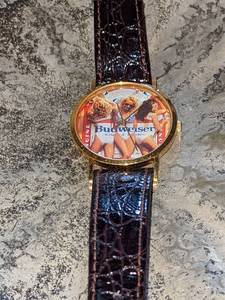 lot 132 image: Vintage Budweiser Watch wLeather Band