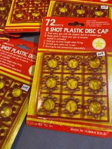 lot 253 image: Super Cap Cap Gun plus Plastic Disc Caps