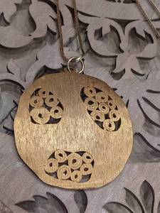lot 101 image: Retro Mod Assymetrical Circle Necklace