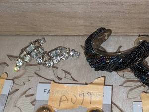 lot 131 image: Large Lot of Earrings - Antique, Vintage - Many New