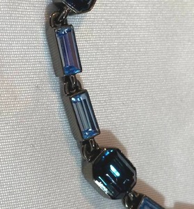 lot 209 image: Nice Pewter-Tone and Blue Stone Bracelet