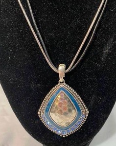 lot 269 image: Silver & Blue Necklace with Matching Earrings