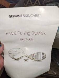 lot 32 image: Verseo Serious Skincare Facial Toning System