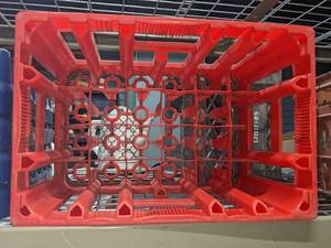 lot 39 image: Coke & Pepsi Plastic Crates