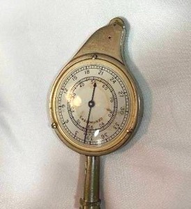 lot 90 image: Vintage Hamilton Watch Company Map Measurer Opisometer Device #33