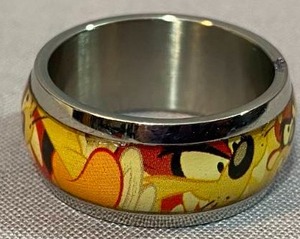 lot 88 image: DC Comics Ring Size 12