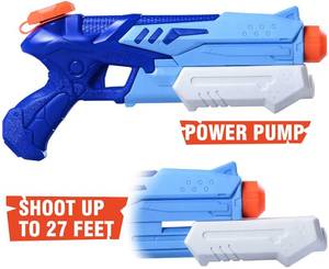 lot 42 image: Water Blaster Water Gun, Squirt Gun