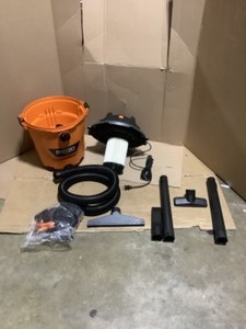 RIDGID 12 Gal. 5.0-Peak HP NXT WetDry Shop Vacuum with Filter, Hose and Accessories. See Pictures