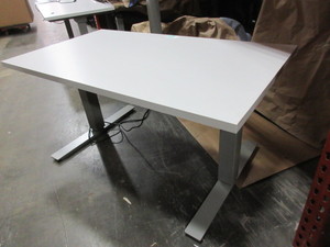 HAWORTH, SITSTAND 52 WORK SURFACE