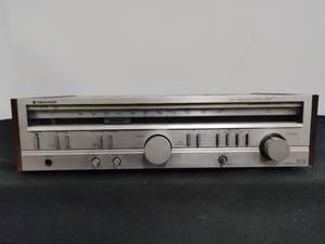 lot 14 image: Kenwood KR-710 Stereo Receiver