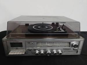lot 16 image: Sears Stereo System with Cassette, 8 Track, & Turntable