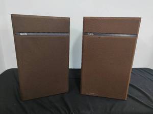 lot 7 image: Pair of DLK 1 12 Speakers