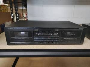 lot 20 image: Onkyo TA-W450 Stereo Double Cassette Tape Deck RI