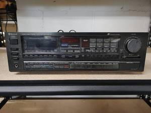 lot 24 image: Sherwood AudioVideo Receiver