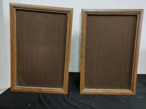 lot 35 image: Pair of Kenwood KL-777D Speakers